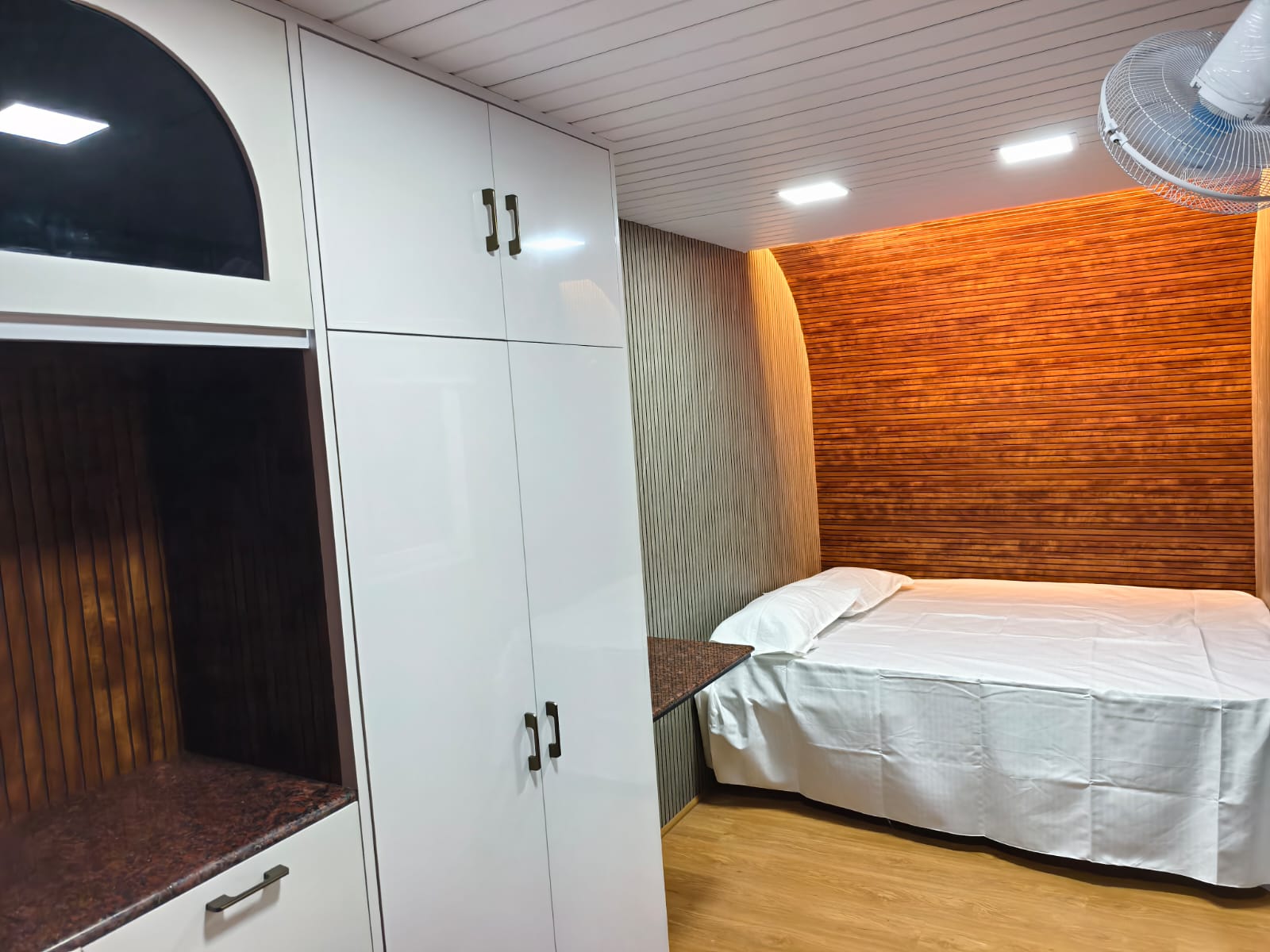 Carry homes take away homes interior photos